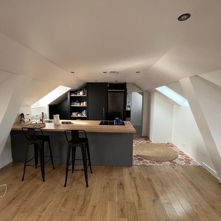 Sur Les Toits De Fontainebleau - Hypercentre Apartment Bagian luar foto