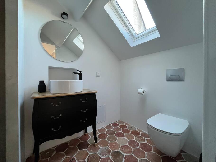 Sur Les Toits De Fontainebleau - Hypercentre Apartment Bagian luar foto