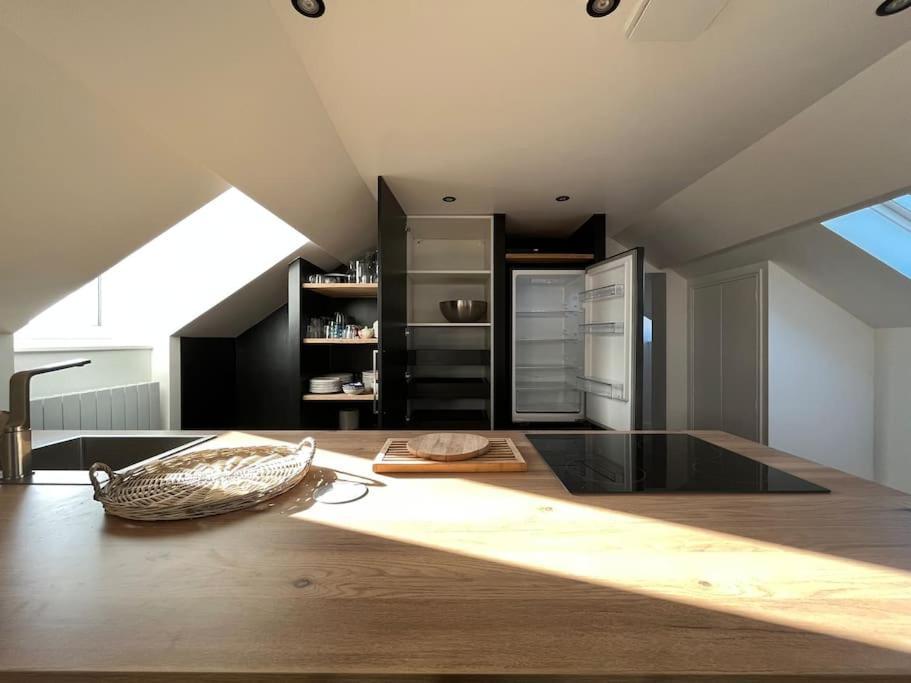 Sur Les Toits De Fontainebleau - Hypercentre Apartment Bagian luar foto