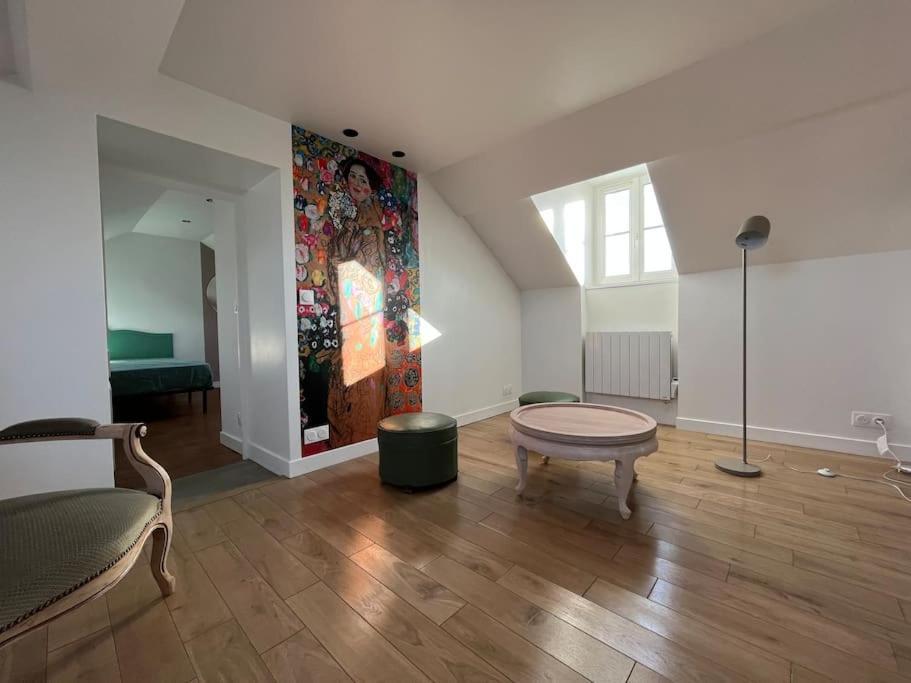 Sur Les Toits De Fontainebleau - Hypercentre Apartment Bagian luar foto