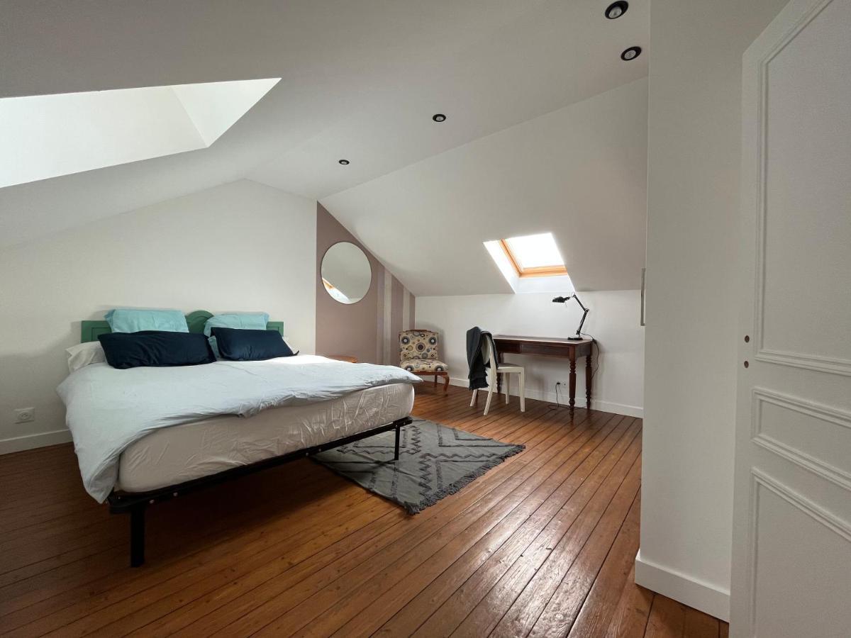 Sur Les Toits De Fontainebleau - Hypercentre Apartment Bagian luar foto